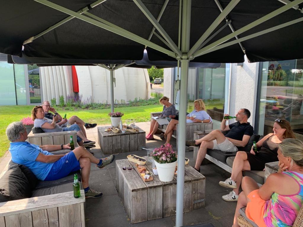 De Slaapfabriek Vakantiehuis En Trainingslocatie Teuge Exterior foto